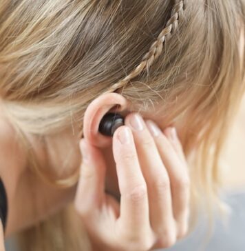 jakie słuchawki douszne są najlepsze podczas treningu?