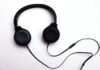 Słuchawki nauszne z aktywnym tłumieniem hałasu - czy warto