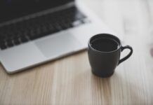 Jak długo można pracować przy komputerze? Jak długo można pracować przy komputerze?