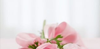 Co powiedzieć przy wręczaniu kwiatów?